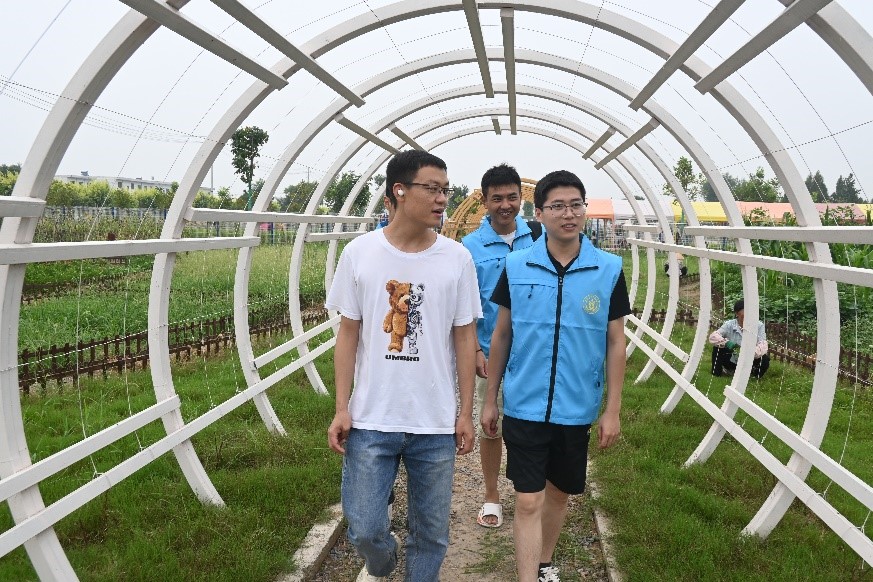 a66bf18469e64c10a126ebbd5073feab.jpg a66bf18469e64c10a126ebbd5073feab.jpg